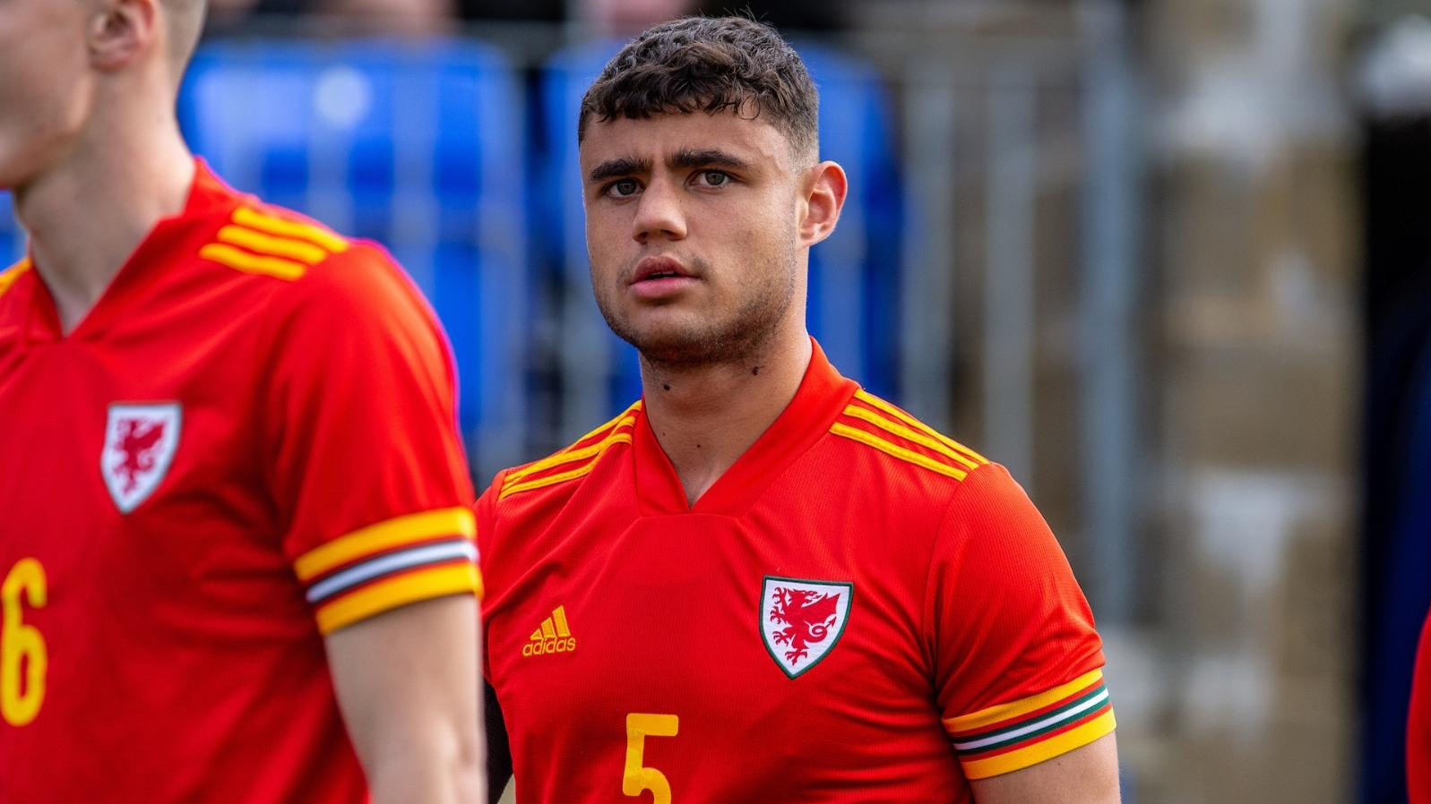 Contract extension for Swansea City defender Kai Ludvigsen Swansea